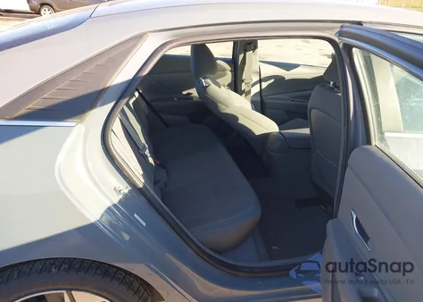 2022 Hyundai Elantra Sel z USA, uszkodzony, nr VIN KMHLN4AG6NU255720